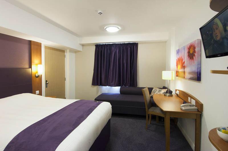 Premier Inn London אנפילד מראה חיצוני תמונה